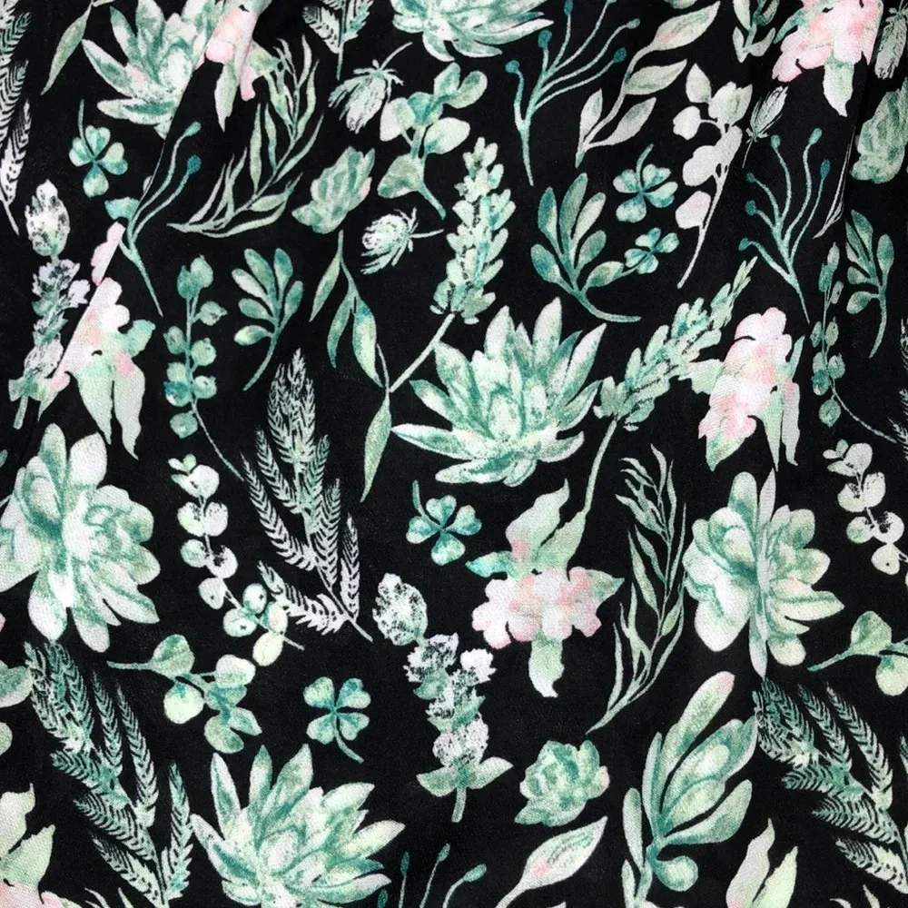 Kaari Blue size 14 black pink & green floral boho maxi skort